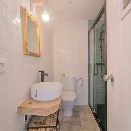 Villa Beautifully Renovated In L Escala *
